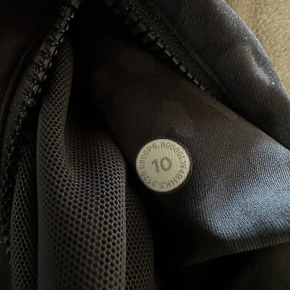 NWOT Lululemon Define Jacket - Picture 7 of 16